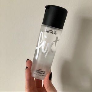 MAC Cosmetics PREP + PRIME FIX+